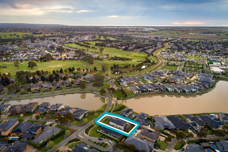 Real Estate For Lease 3 Lakeside Drive Sandhurst , VIC