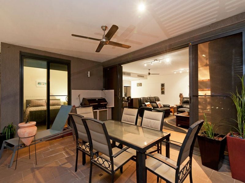212/19B Kitchener Drive Wharf 1 Darwin 0800