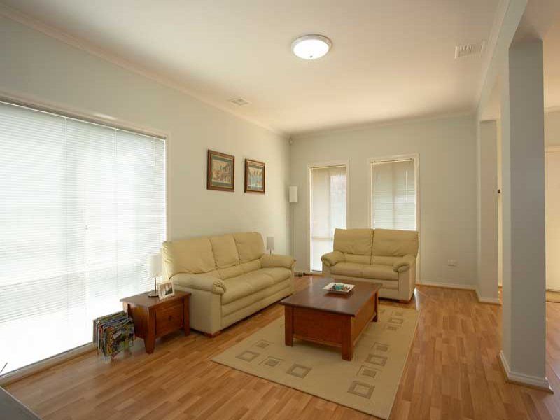 9 Illawong Terrace, Burnside - Thumbnail 4