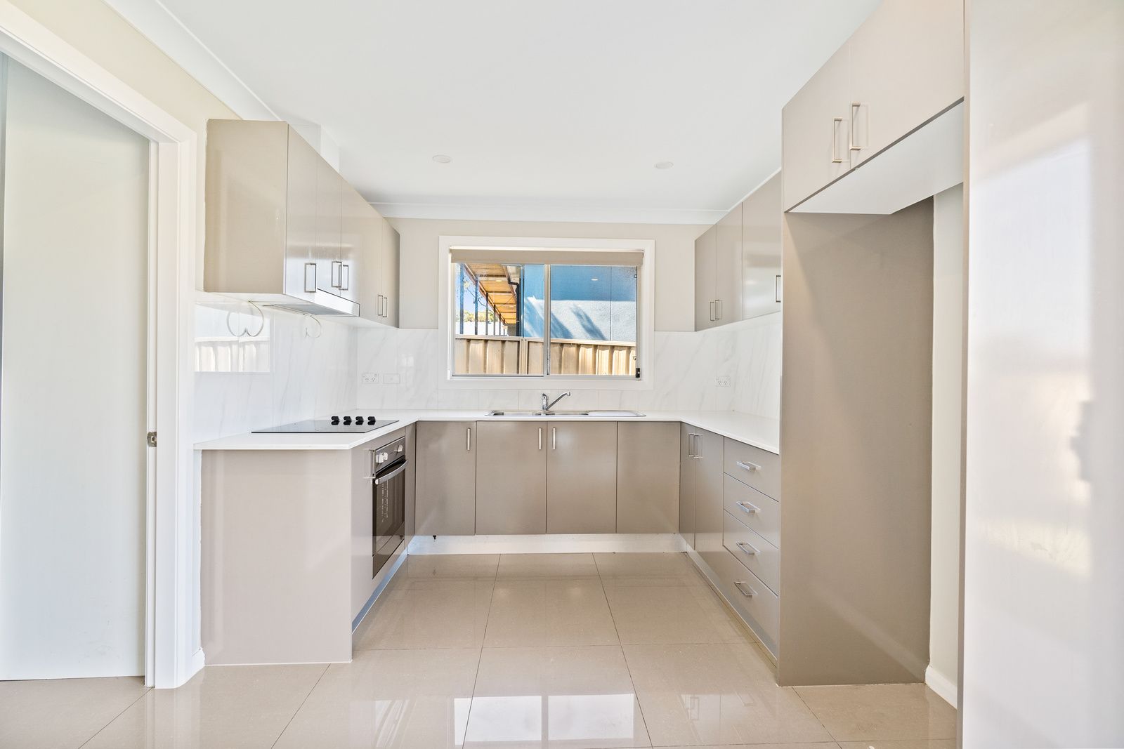 Real Estate For Lease 21a Lithgow Street Campbelltown , NSW