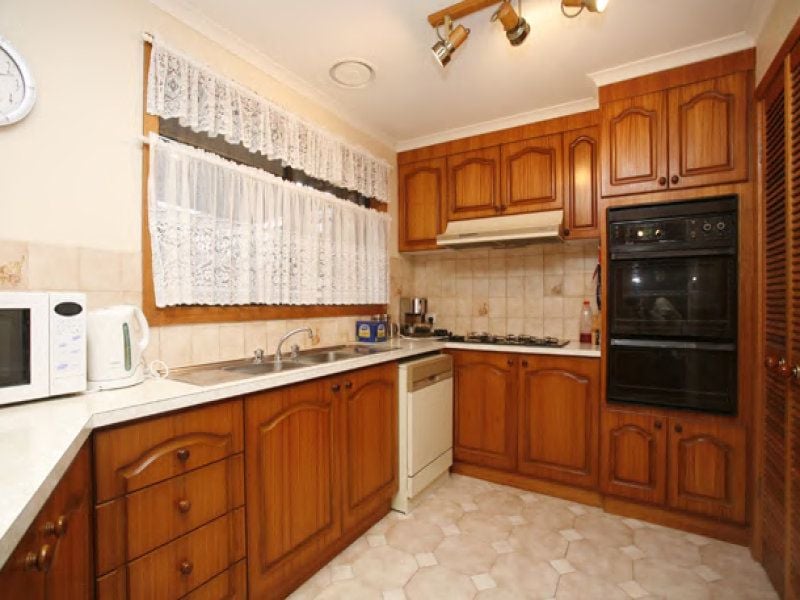 11 Cheasley Place, Altona Meadows - Thumbnail 7