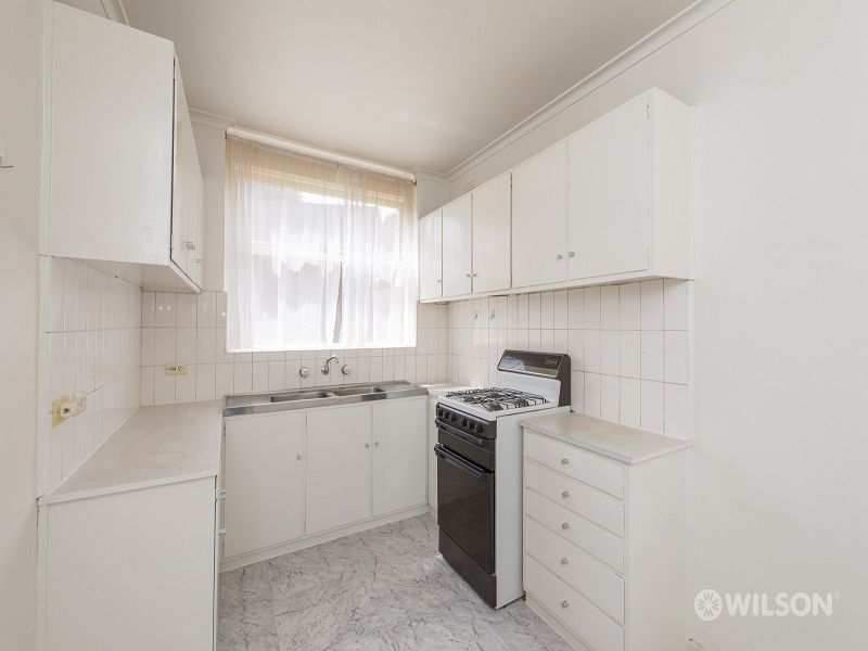 5/10 Narong Road, Caulfield