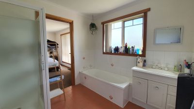 3
 
 
 
  
 
 
 1
 
 
 
  
 
 
 1
 
 
 
 
 
 
 
 15 Chablis Court, Latrobe TAS 7307, Latrobe - Thumbnail 7