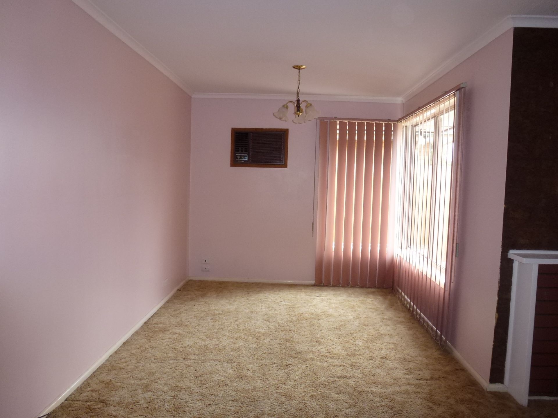 IDEAL FAMILY HOME