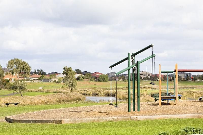 22 Carinza Avenue, Altona Meadows - Thumbnail 3
