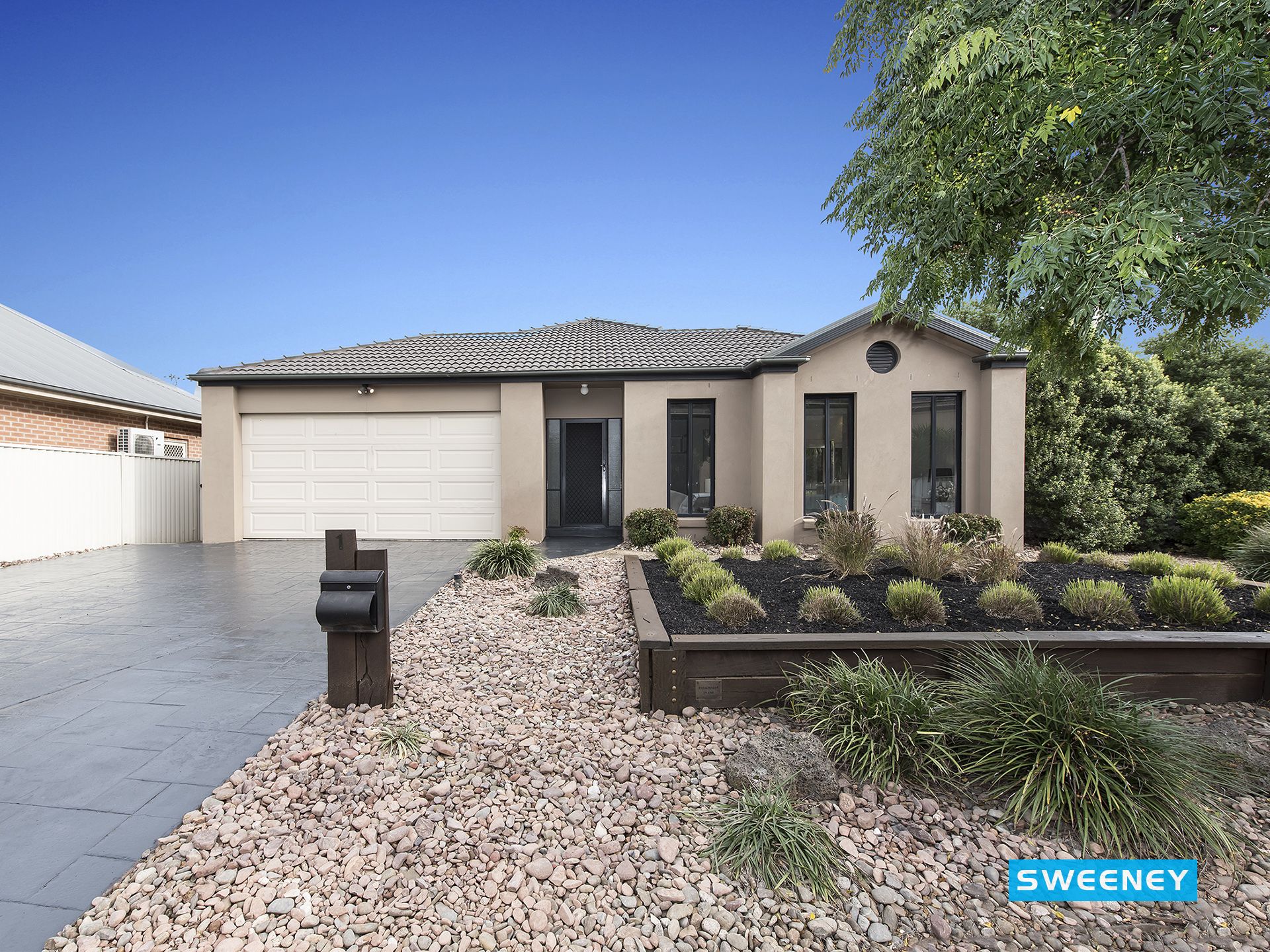 1 Hester Glade, Caroline Springs - Thumbnail 3