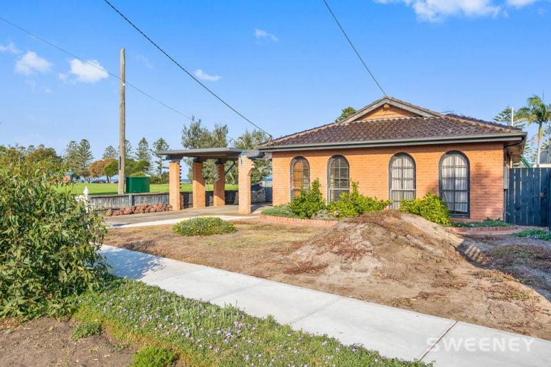 240 Queen Street, Altona - Thumbnail 2