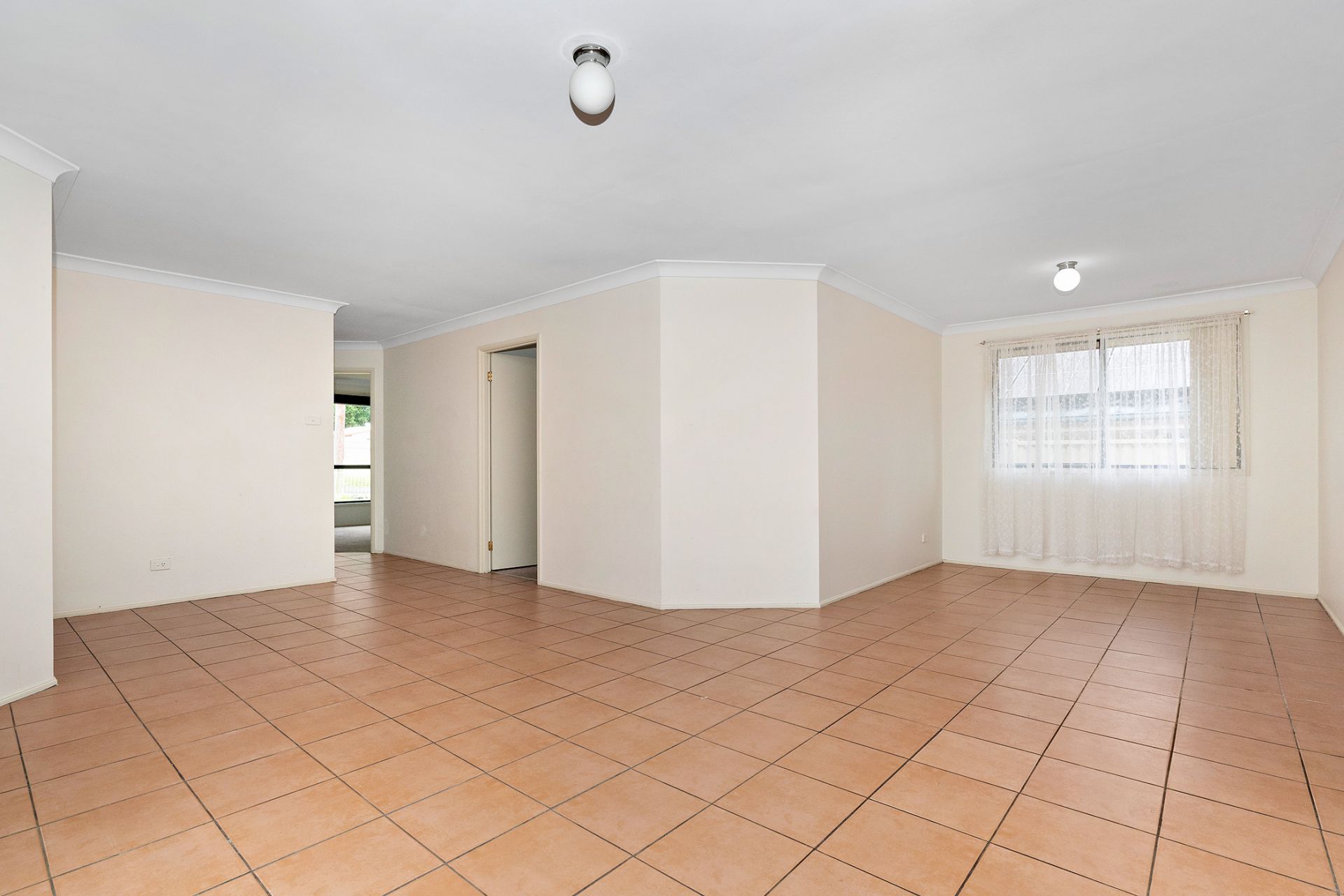 Real Estate For Lease 62 Quinalup Street Gwandalan , NSW