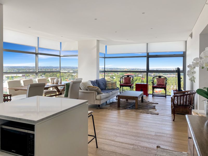 902/220 Pacific Highway CROWS NEST
