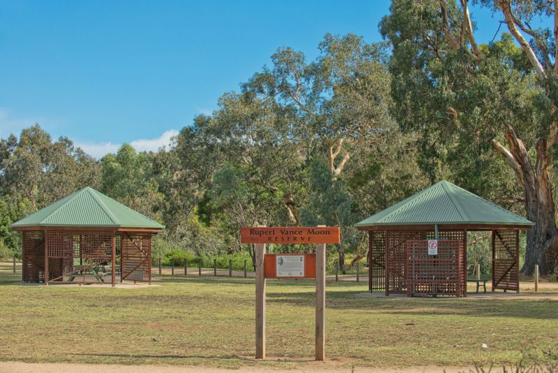 1 Fairway Crescent, Bacchus Marsh - Thumbnail 6