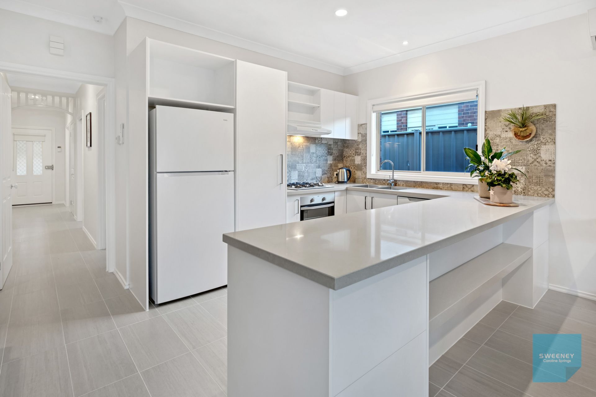 33 Stoke Heath Way, Caroline Springs - Thumbnail 4