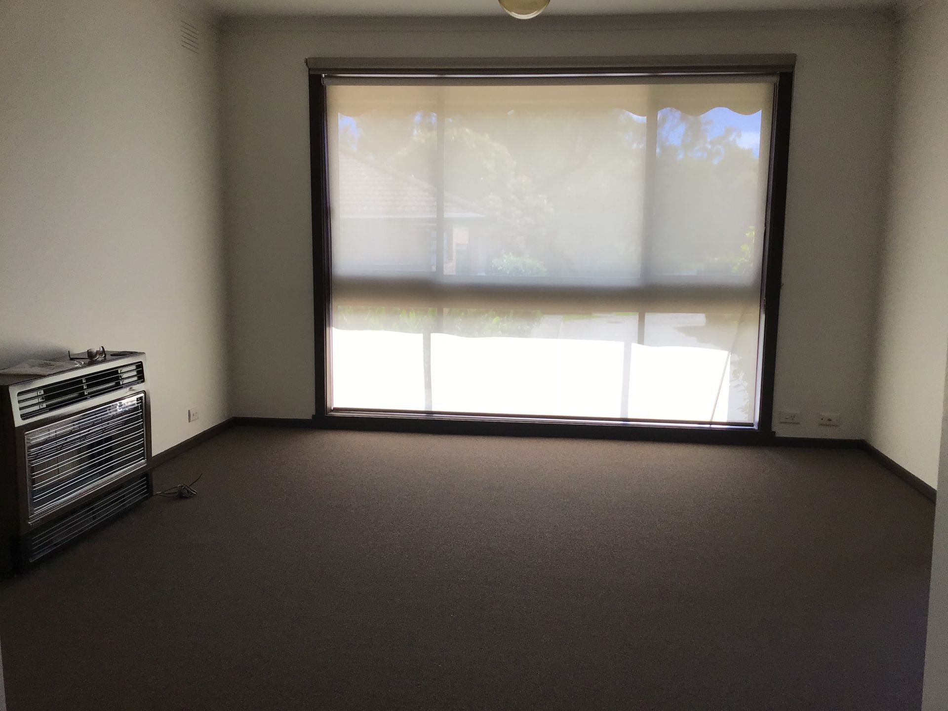 Neat and Tidy Two Bedroom In Quite Location !!!