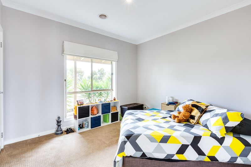14 Ruxton Way, Hopetoun Park - Thumbnail 7