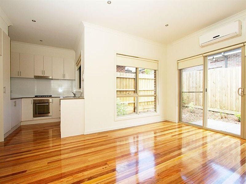 3/51 St Vigeons Road, Reservoir