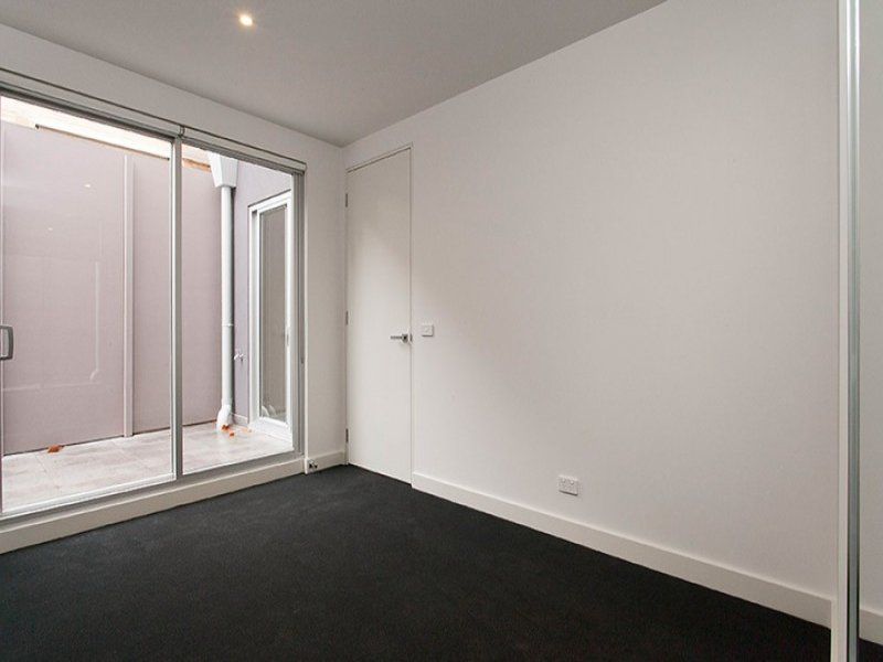 4/490 Dandenong Road, Caulfield North - Thumbnail 4