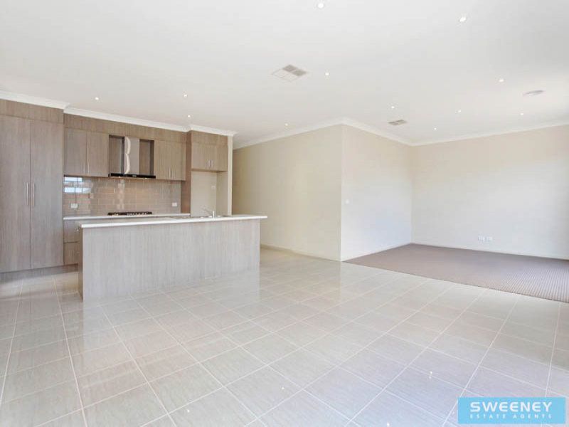 3 Riviera Drive, Hillside - Thumbnail 4