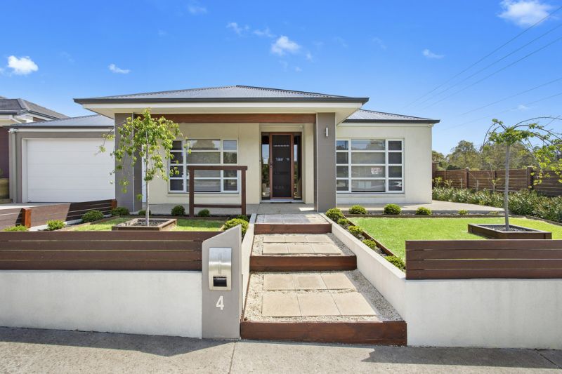 4 Centennial Boulevard, Curlewis