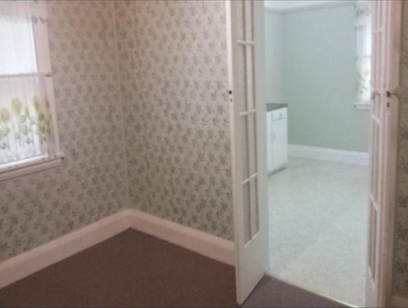 Cheap, Cheerful, Comfortable, Convenient