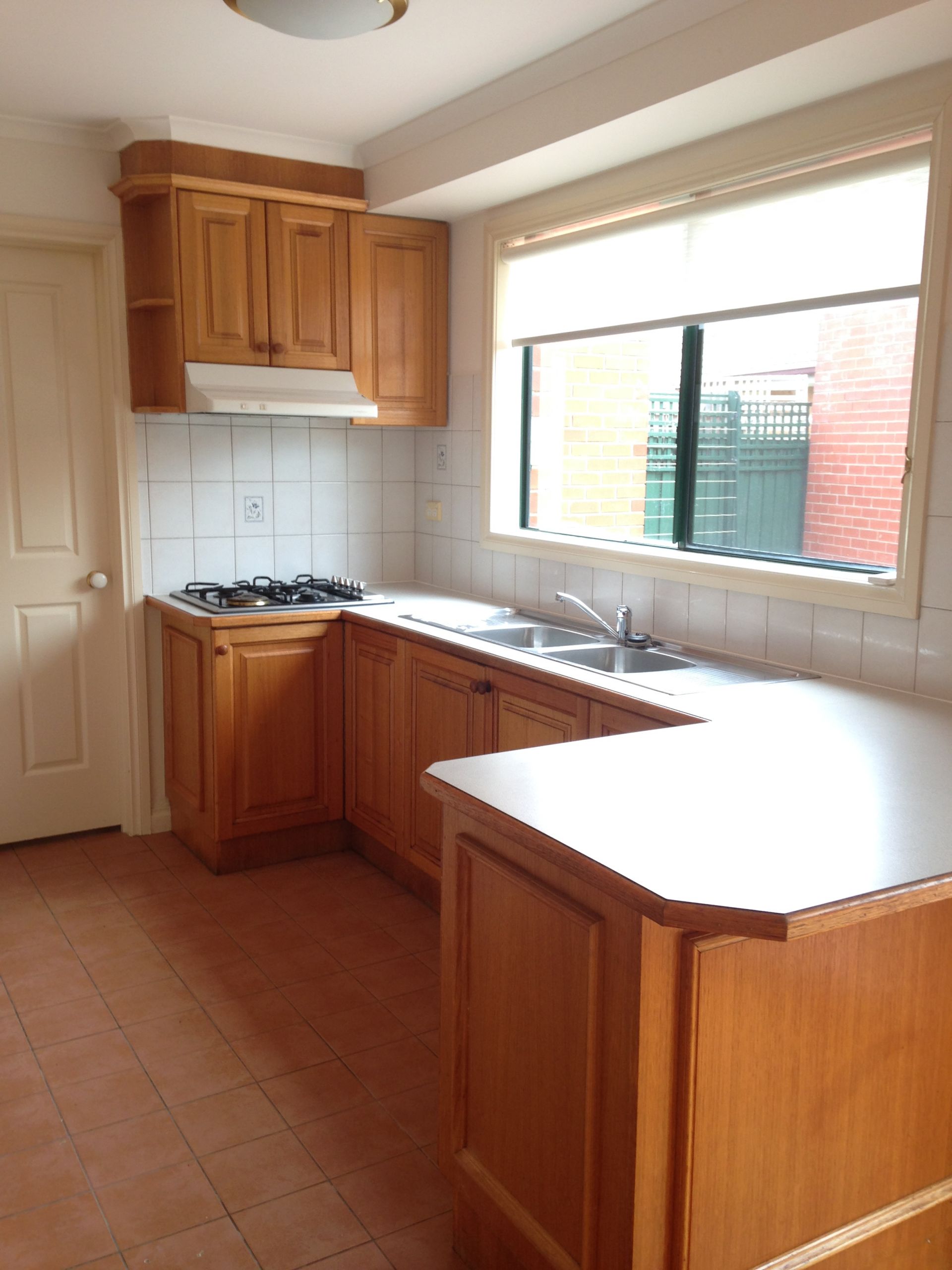 WELL MAINTAINED MODERN HOME!