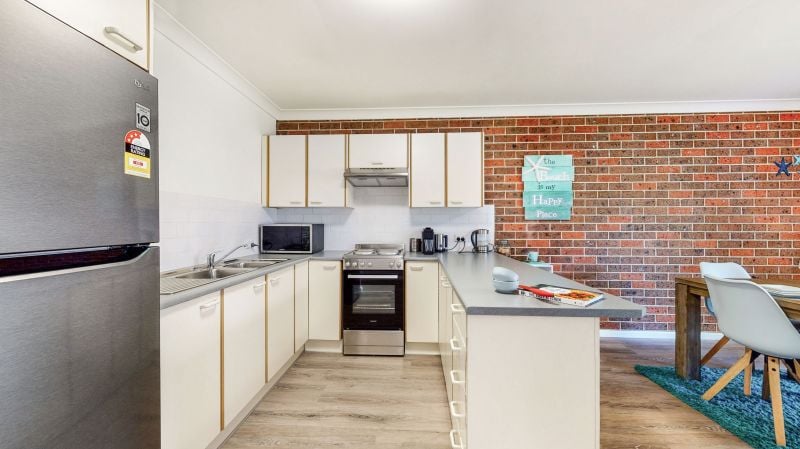 Torrens Title duplex with no strata fees