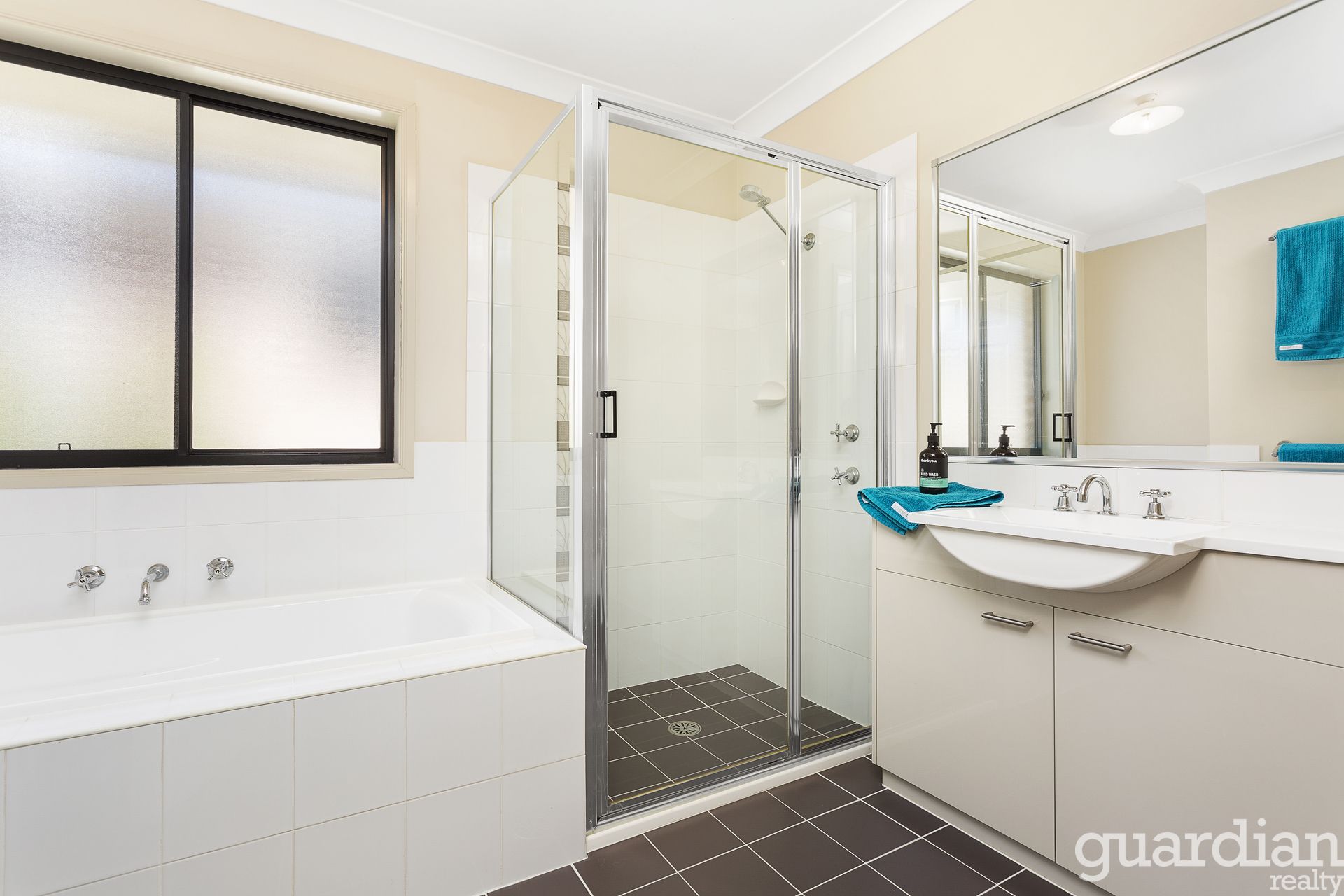 30 Woodward Avenue Stanhope Gardens NSW, Stanhope Gardens - Thumbnail 8