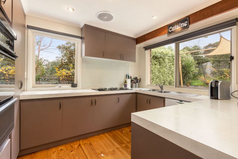 98 Rattray Road, Montmorency - Thumbnail 4