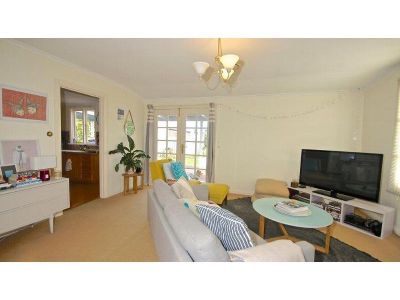 3
 
 
 
  
 
 
 1
 
 
 
  
 
 
 1
 
 
 
 
 
 
 
 88 Wenvoe Street, DEVONPORT TAS 7310, Devonport - Thumbnail 8