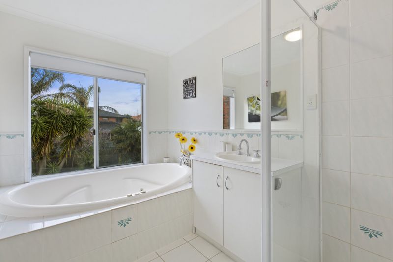 1 George Bass Avenue, Endeavour Hills - Thumbnail 7