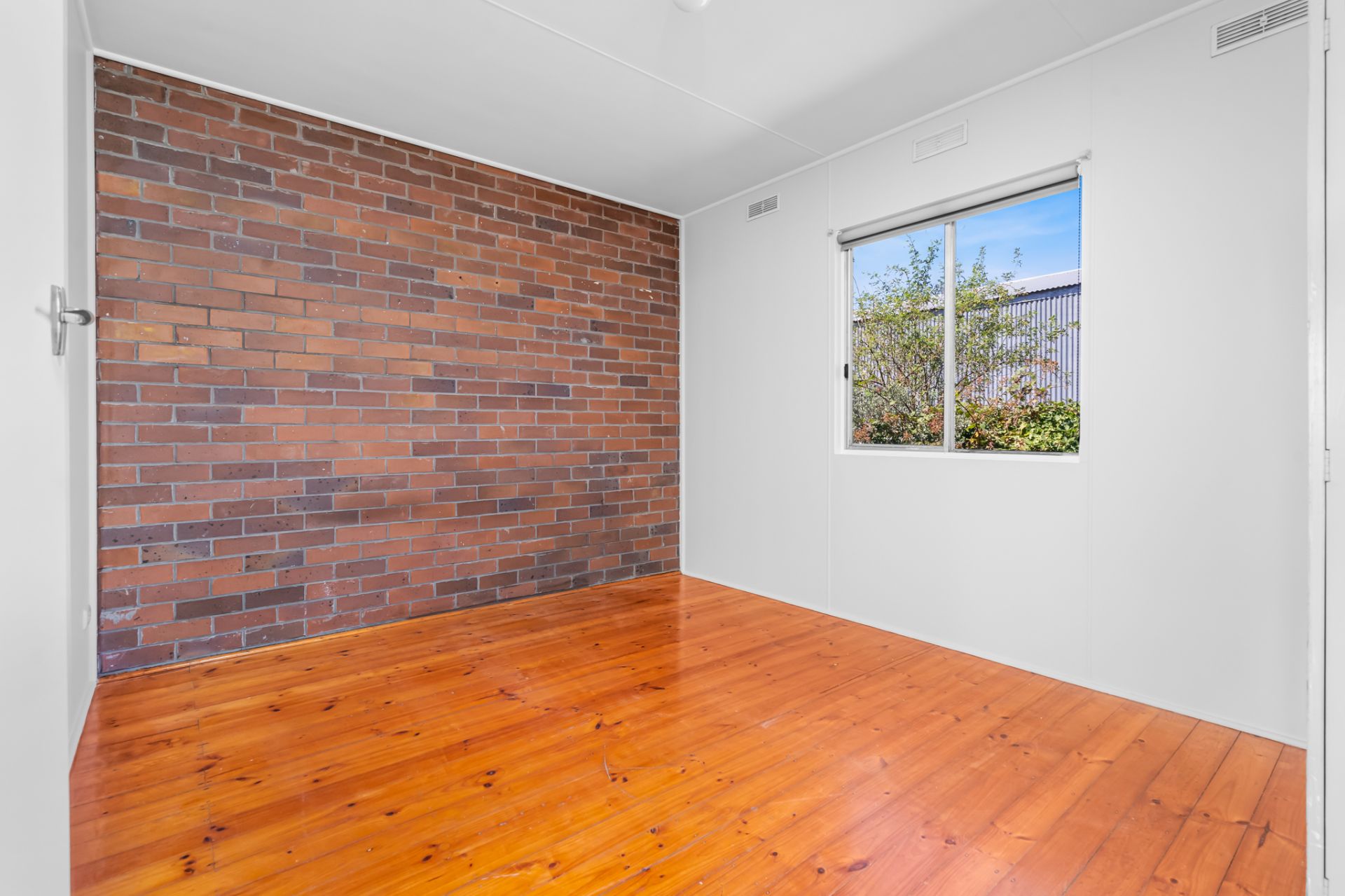 3/1A Errey Street, Camperdown Falk & Co