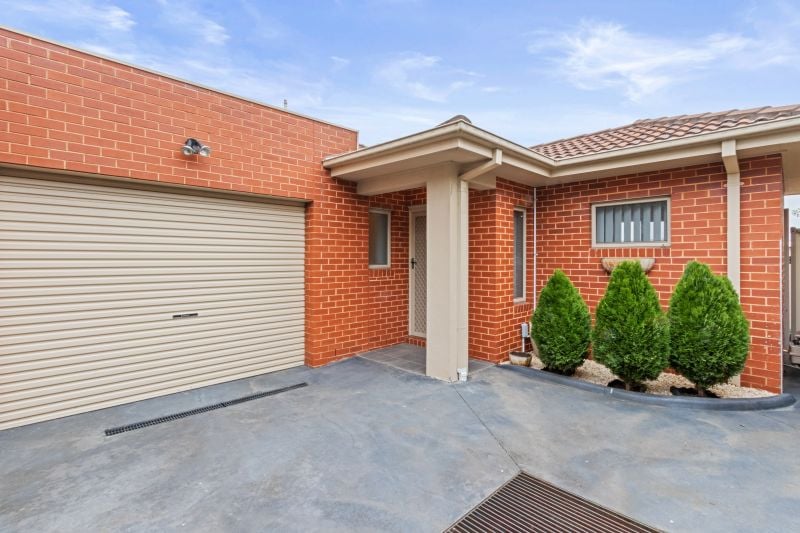 3/81 St Vigeons Road, Reservoir