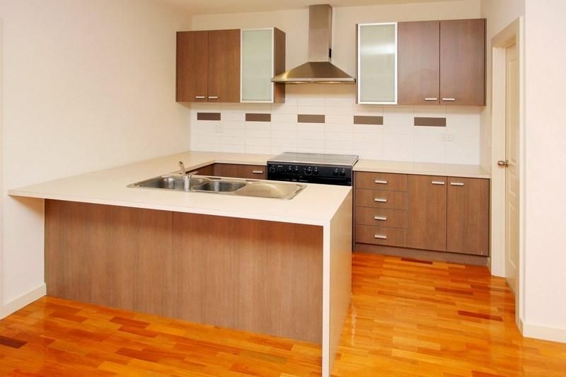 MEDERN LIVING IN HAYSTON VALLEY!
