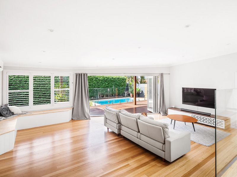 19 Bondell Avenue, Gymea NSW, Gymea - Thumbnail 3