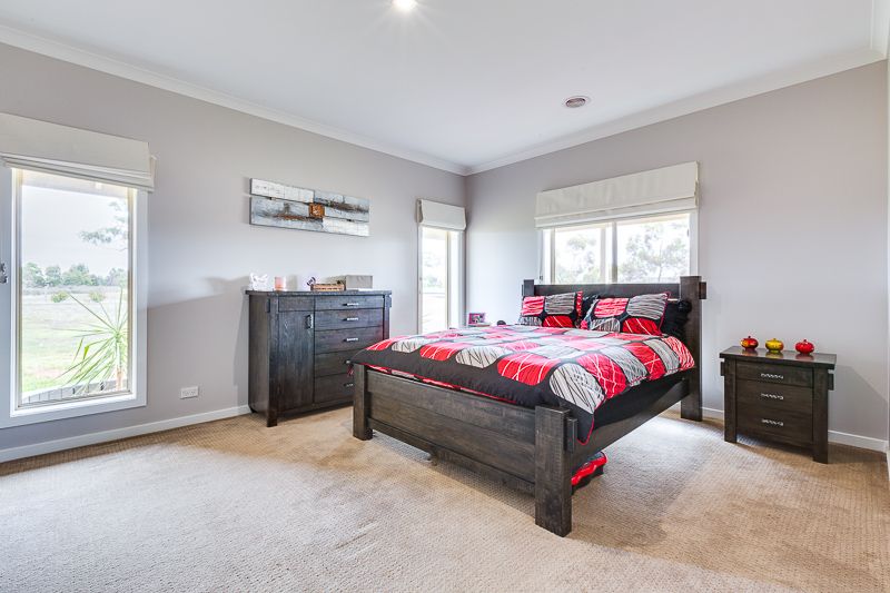 14 Ruxton Way, Hopetoun Park - Thumbnail 3