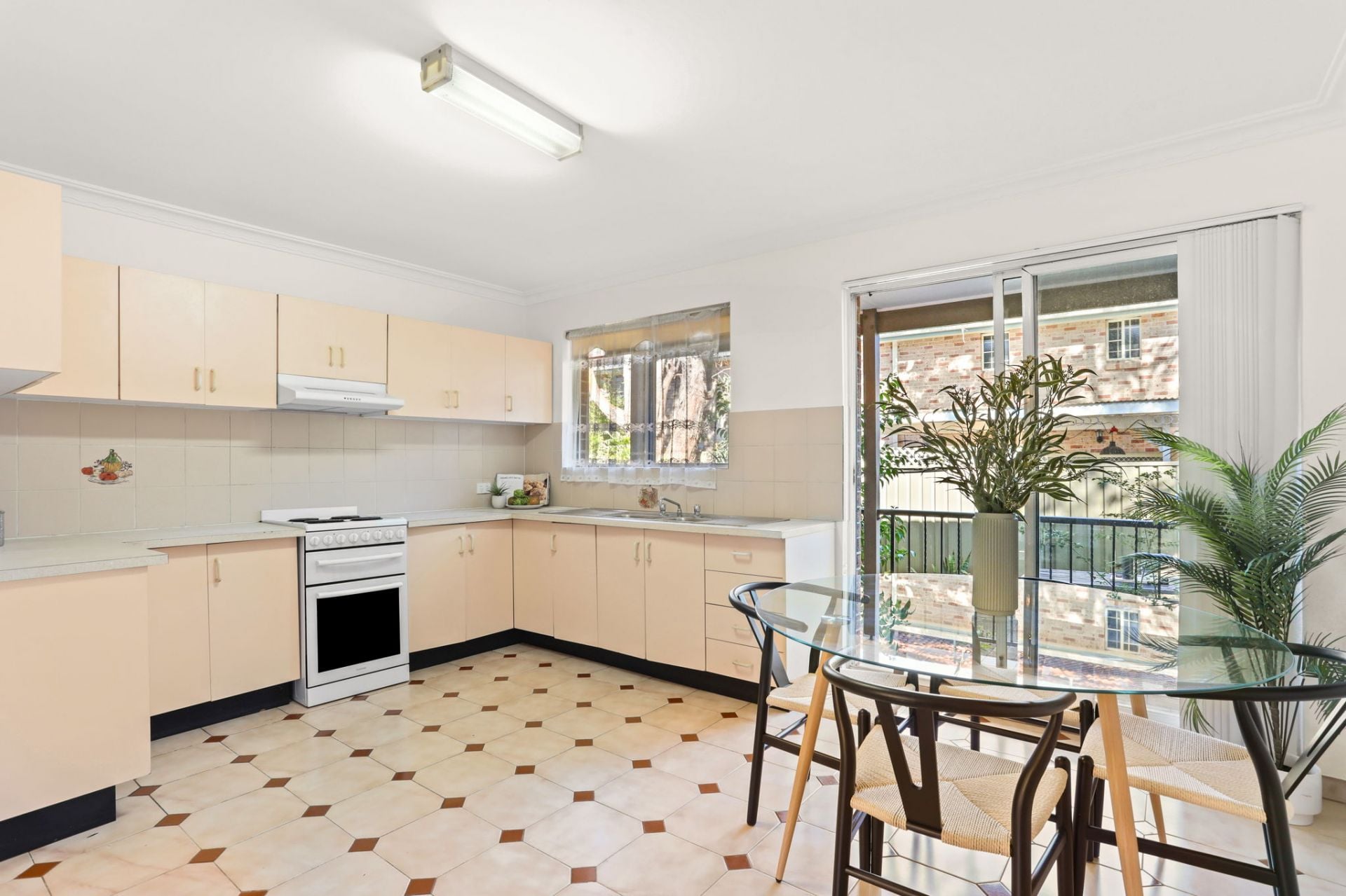 1/72-78 Flora Street Kirrawee NSW, Kirrawee - Thumbnail 3