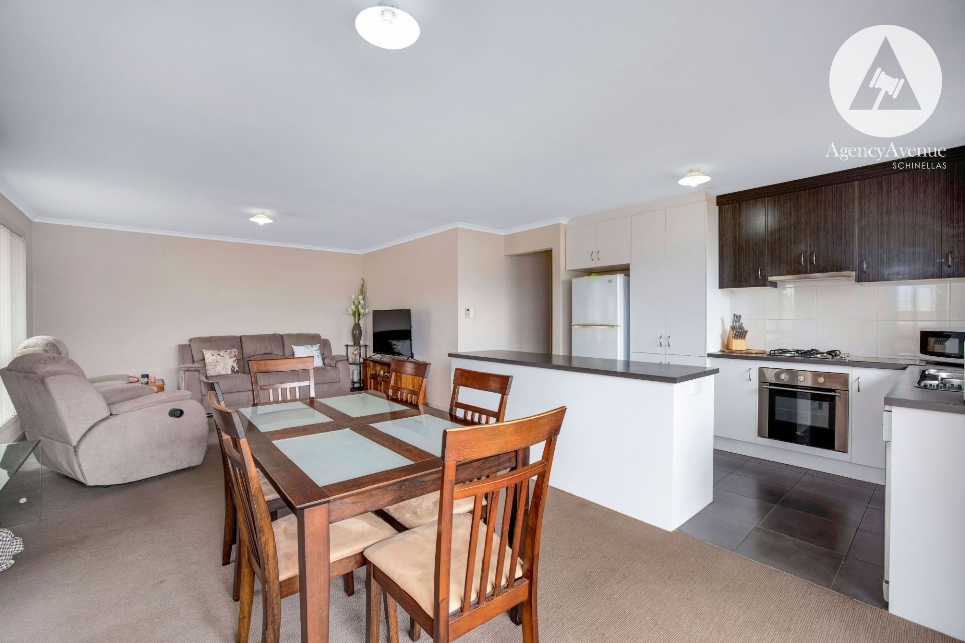 2/18 League Street, Seaford Meadows - Thumbnail 4