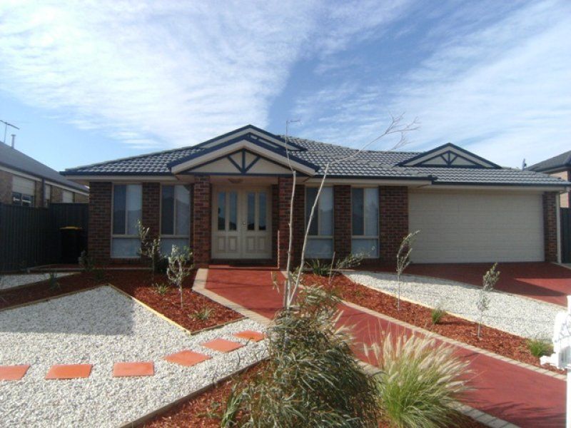 41 Pro Hart Way, Caroline Springs - Thumbnail 2