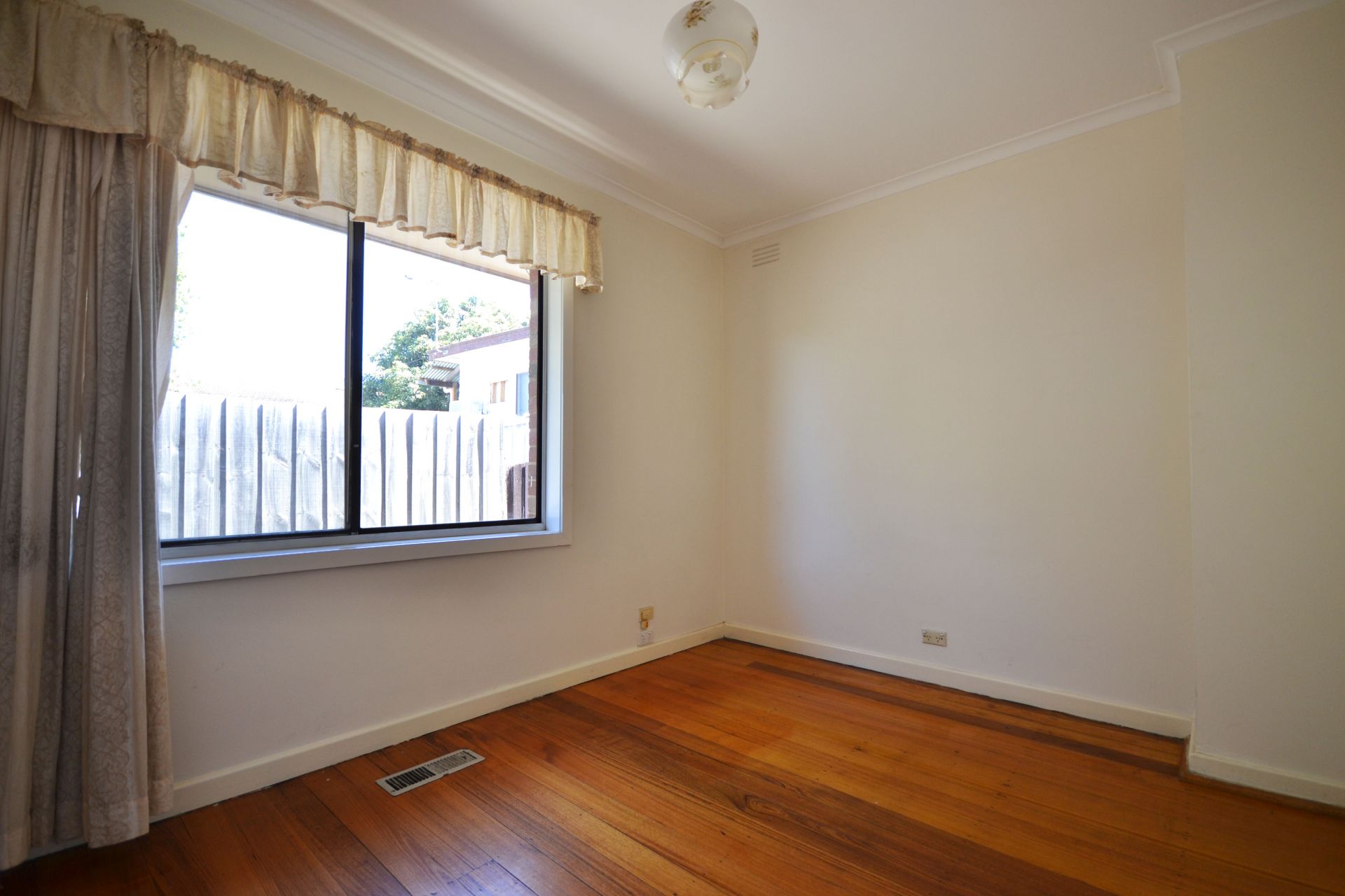 SPACIOUS HOUSE FIT FOR YOU