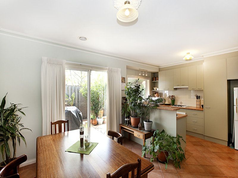2/6 Den Dulk Avenue, Altona - Thumbnail 3