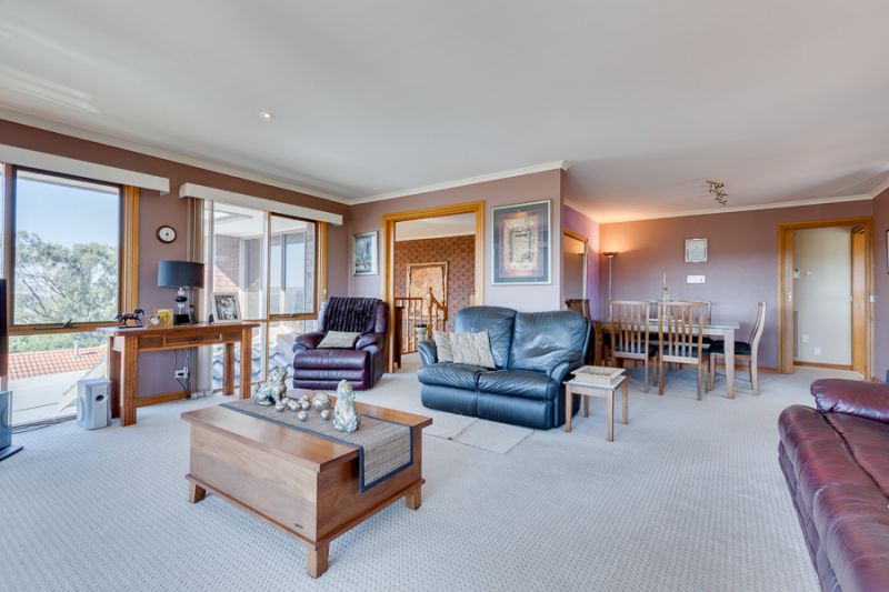 6 Robertsons Road, Bacchus Marsh - Thumbnail 4