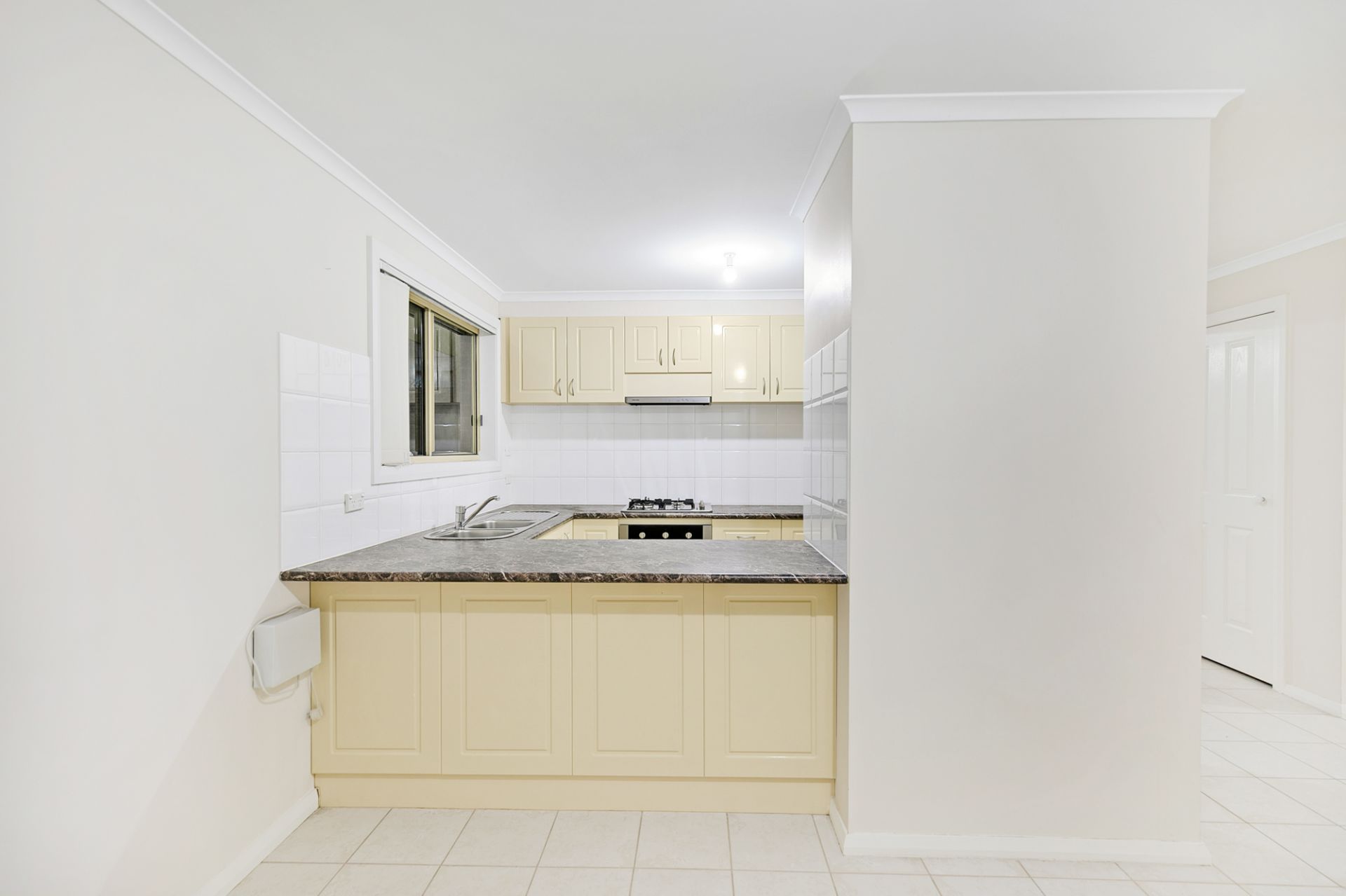 COSY & CLEAN TWO BEDROOM!