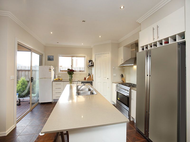 3 Windorah Drive, Point Cook - Thumbnail 5