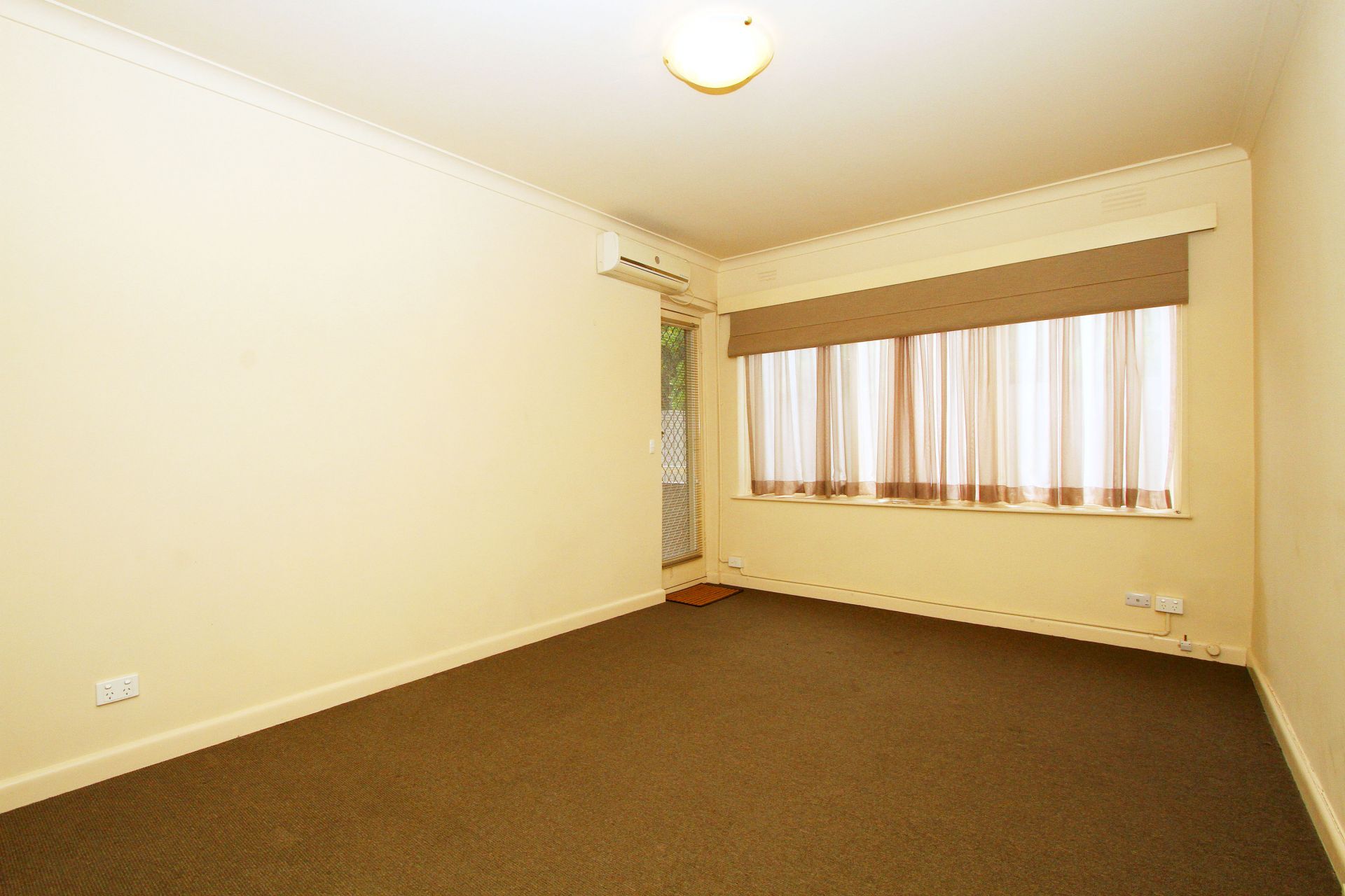 Excellent Two Bedroom Apartment!