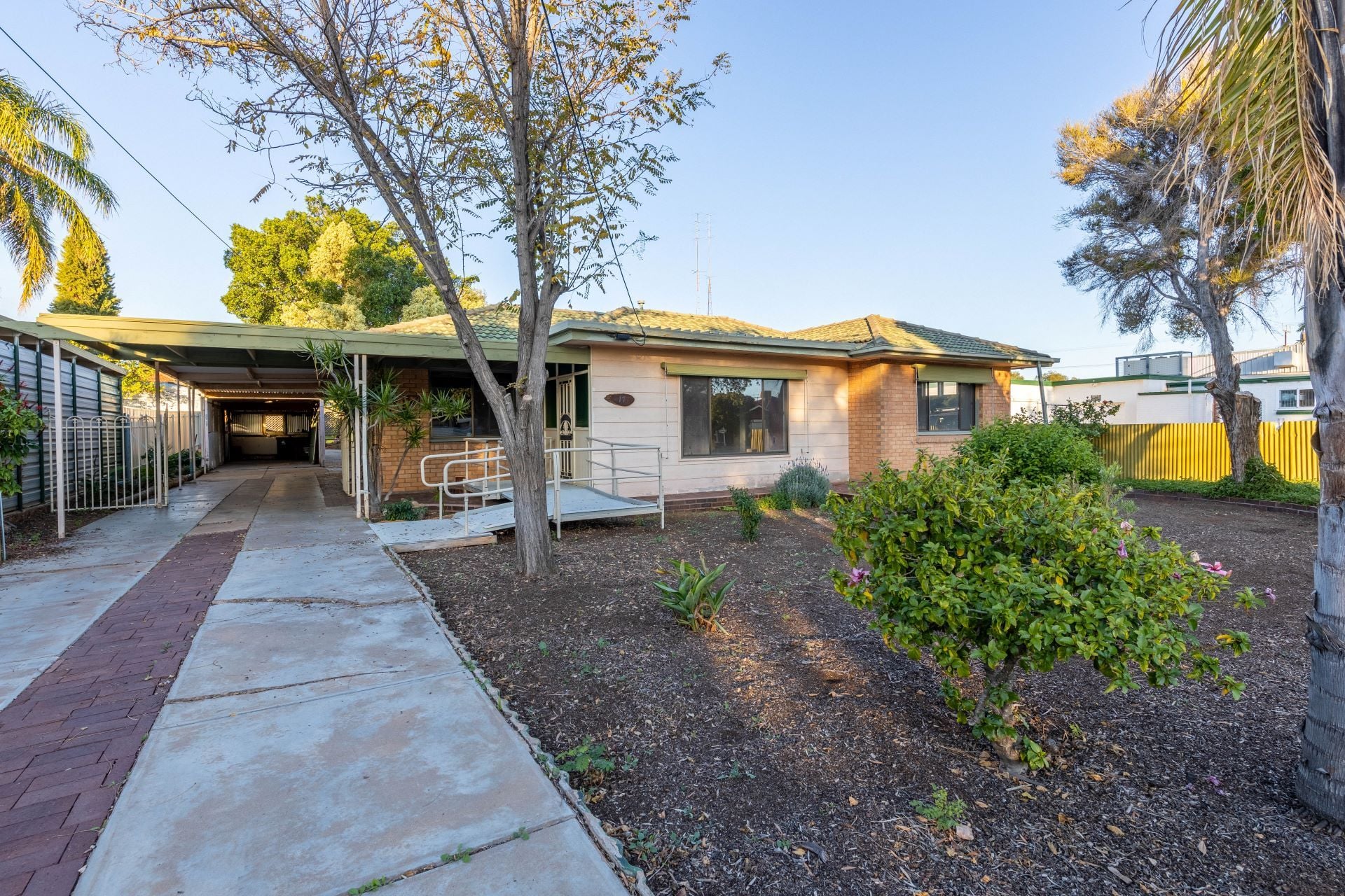 17 Golding Street Risdon Park SA, Risdon Park - Thumbnail 2