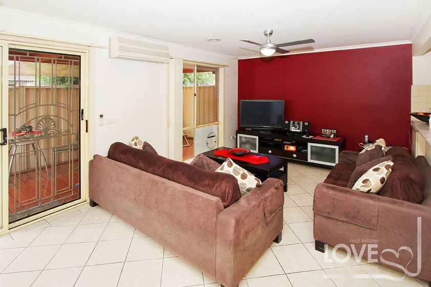 Modern & Spacious Unit