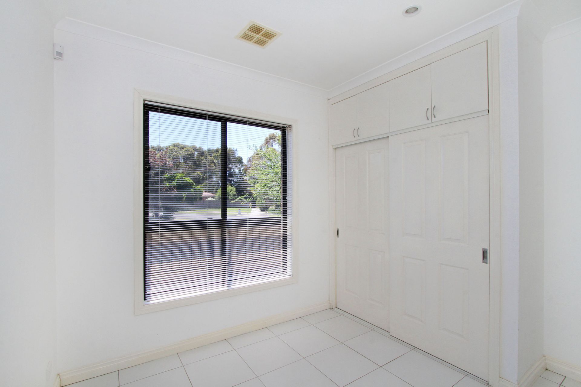 QUIET CORNER BLOCK!