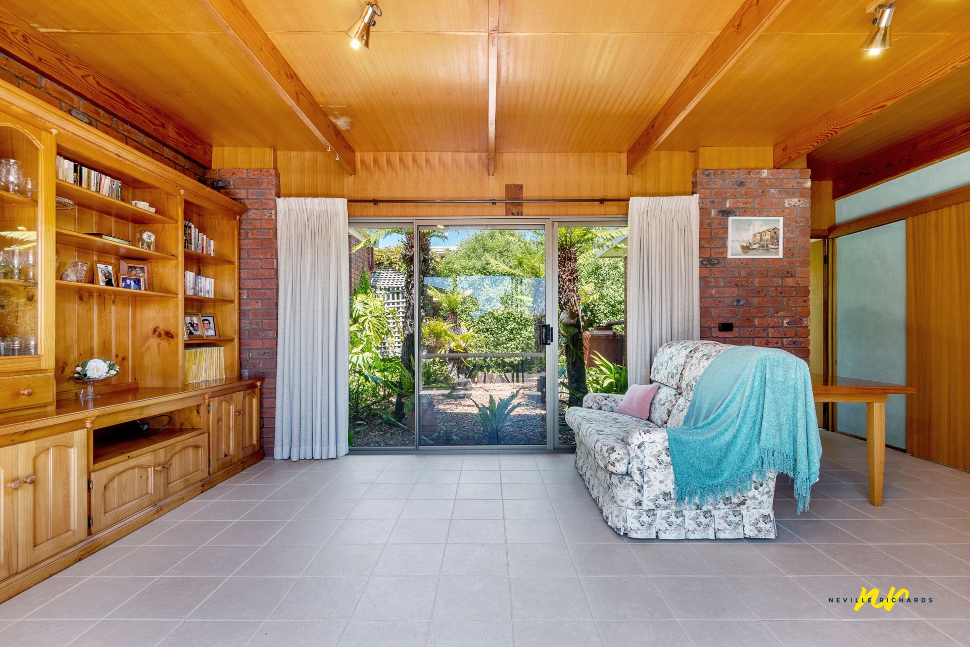 70 Bluff Road, St Leonards Neville Richards Real Estate