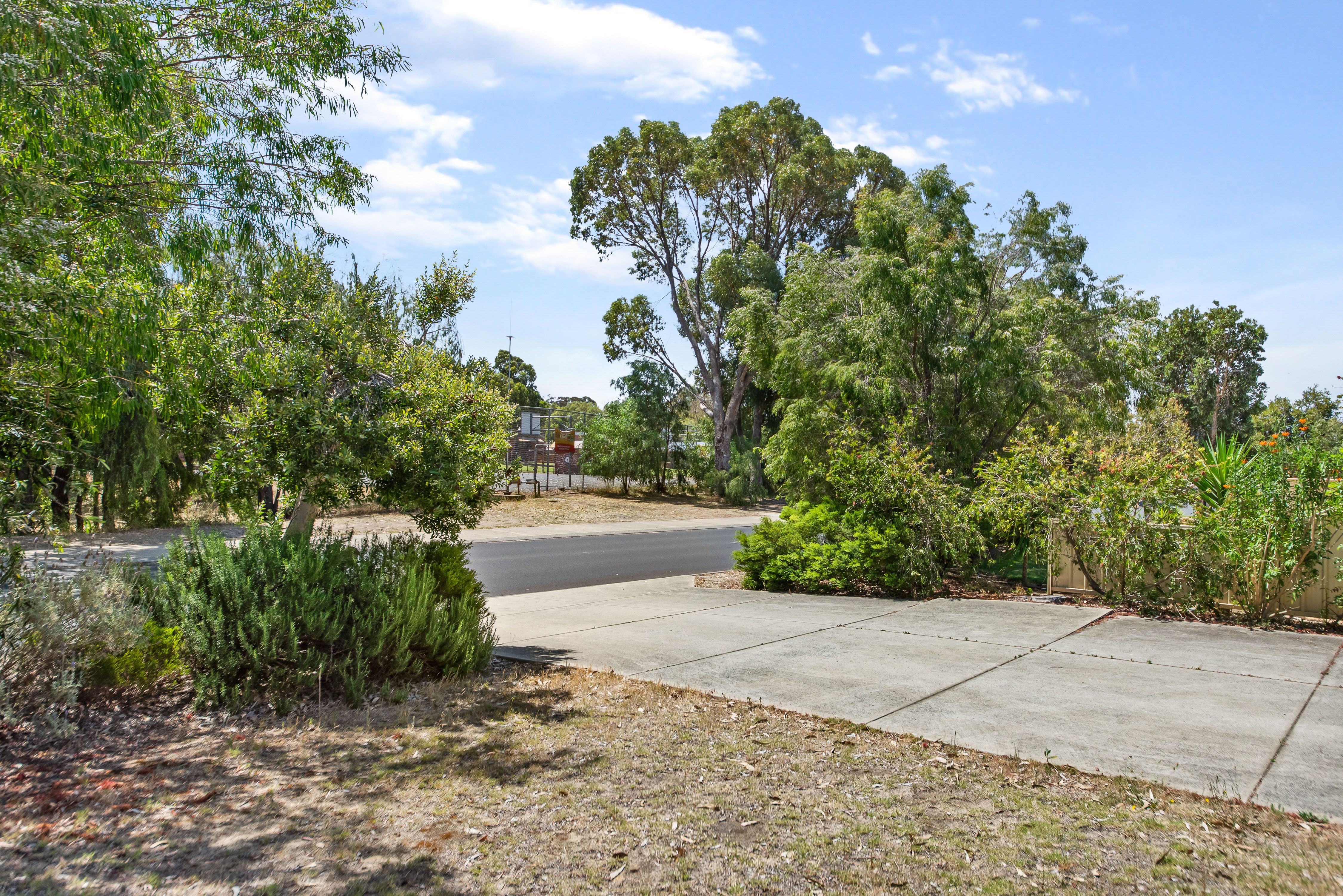 Real Estate For Sale 30B Garfield Drive Australind , WA