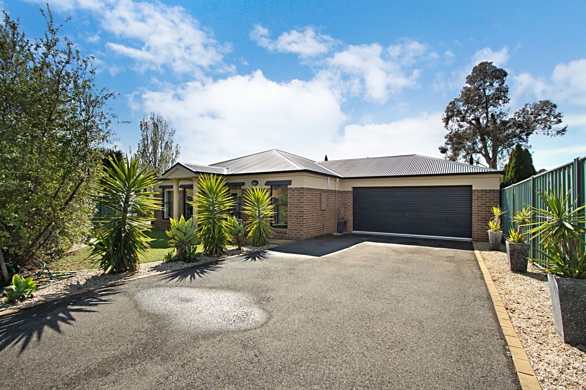 10 Northmoor Drive, Strathdale Luke Goggin Real Estate