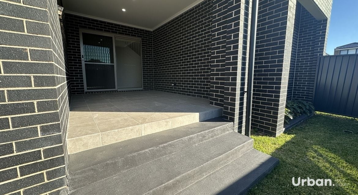 Austral 20 Broadacre Street