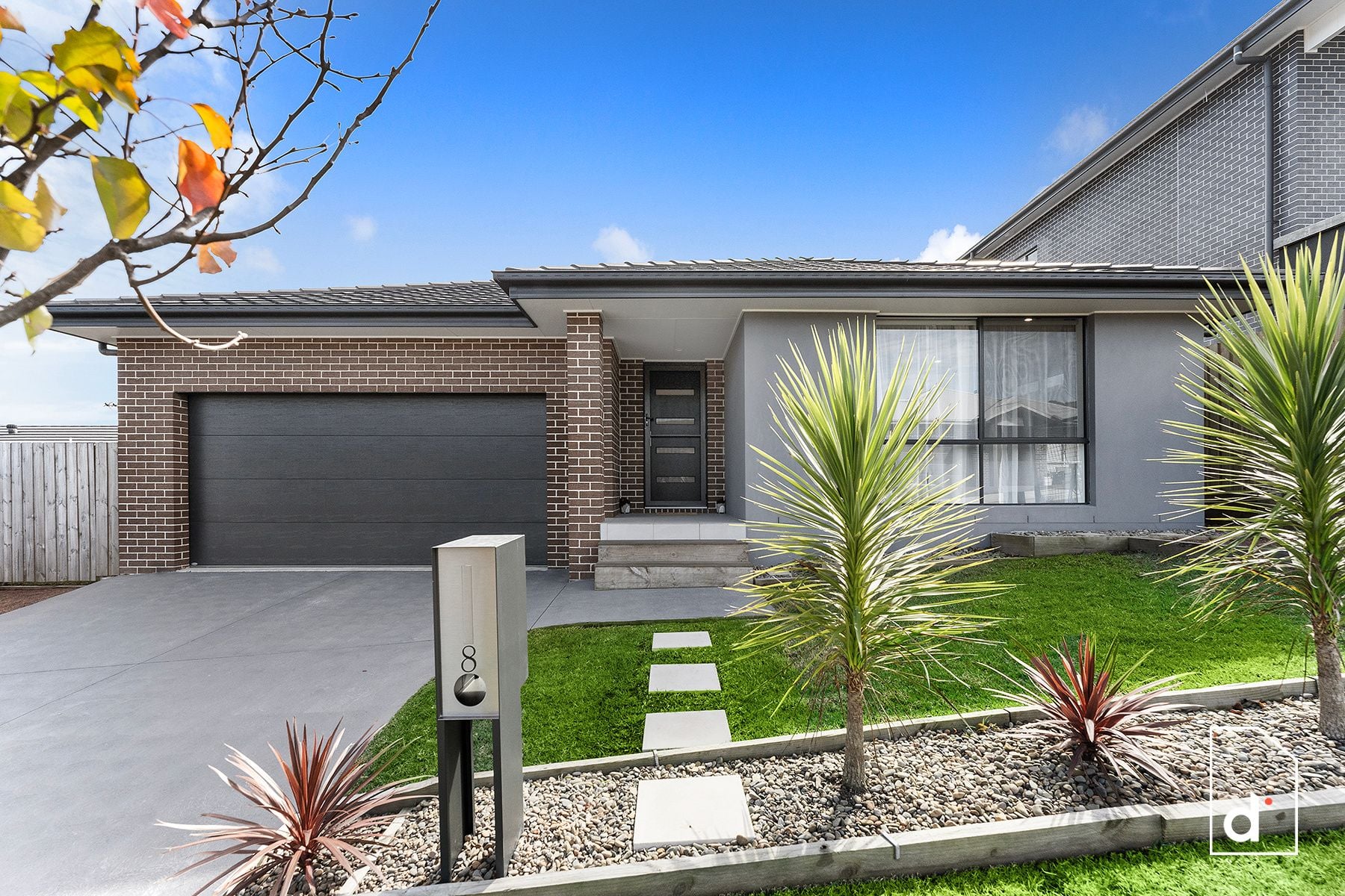 8 Huskisson Street, Tullimbar NSW